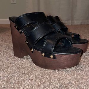 Stylish black wedges